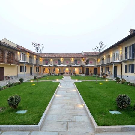 Agriturismo Cascina Varie Castagnito Exterior foto